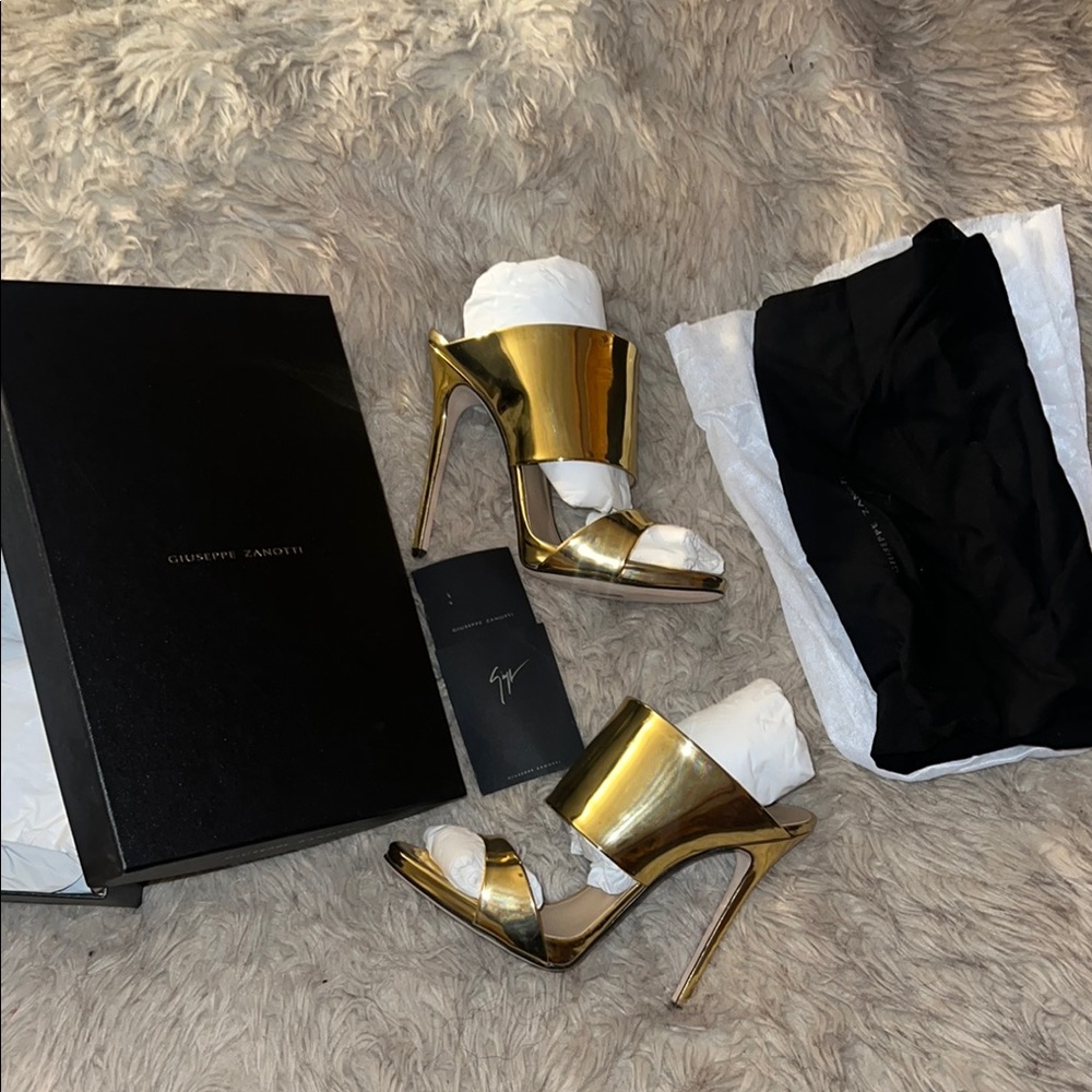 Giuseppe Zanotti Gold Women's Heels